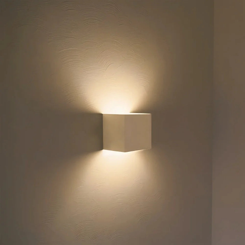 Lampa ścienna LED nowoczesna kostka