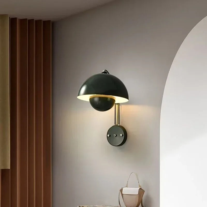 Lampa ścienna nowoczesny kopułowy styl