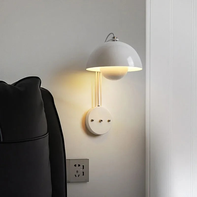 Lampa ścienna nowoczesny kopułowy styl