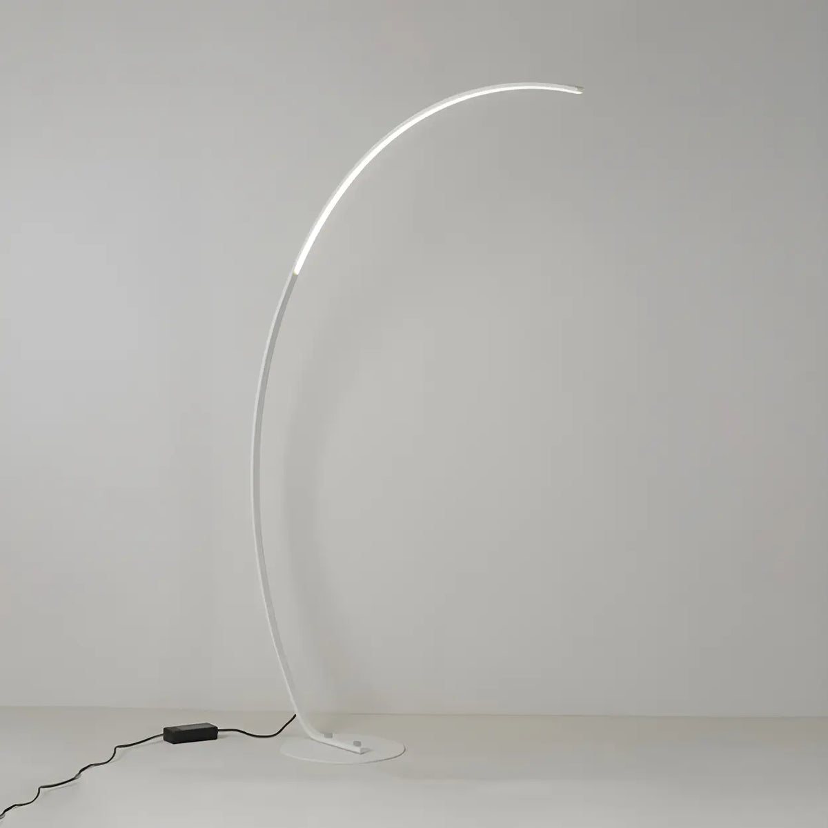 Lampa podłogowa nowoczesna łukowa LED