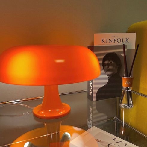 Retro mushroom style table lamp