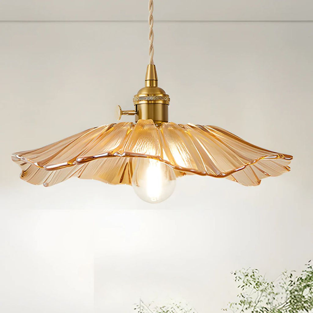 Lampa wisząca szklana kwiatowa elegancka