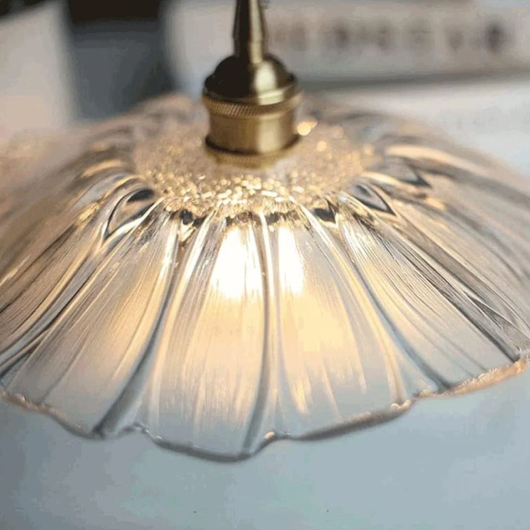 Lampa wisząca szklana kwiatowa elegancka