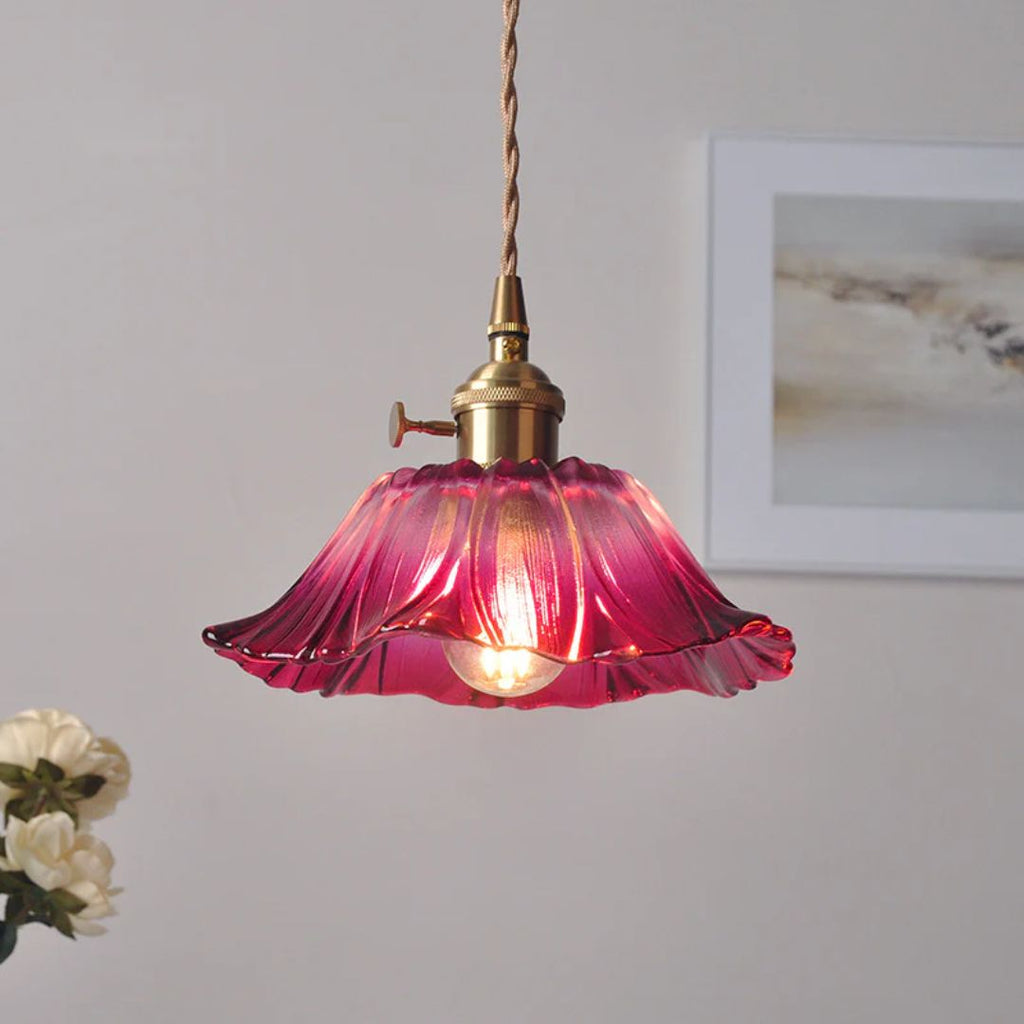 Lampa wisząca szklana kwiatowa elegancka