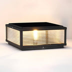 Zewnętrzna lampa słupkowa solarna LED czarna latarnia